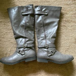 Rampage 8W Grey boots